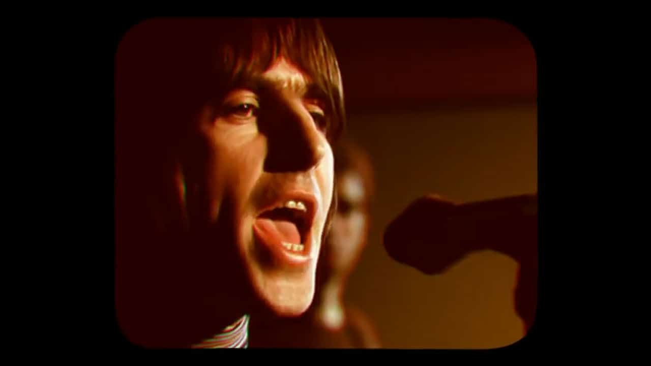 Oasis - Stop Crying Your Heart Out