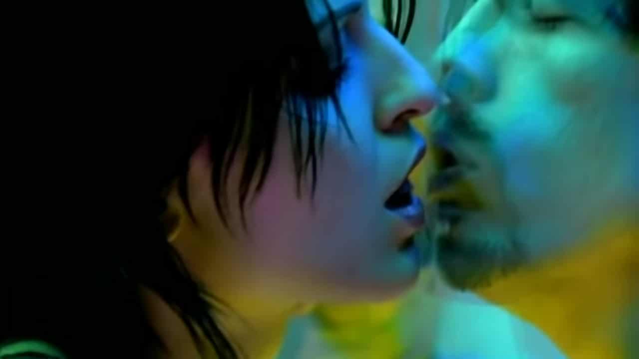Foo Fighters - Walking After You