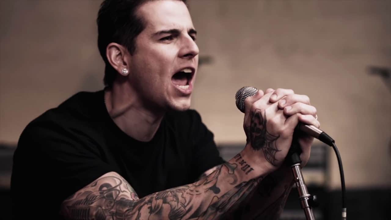 Avenged Sevenfold - So Far Away