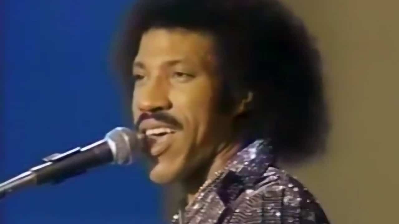 Commodores - Easy