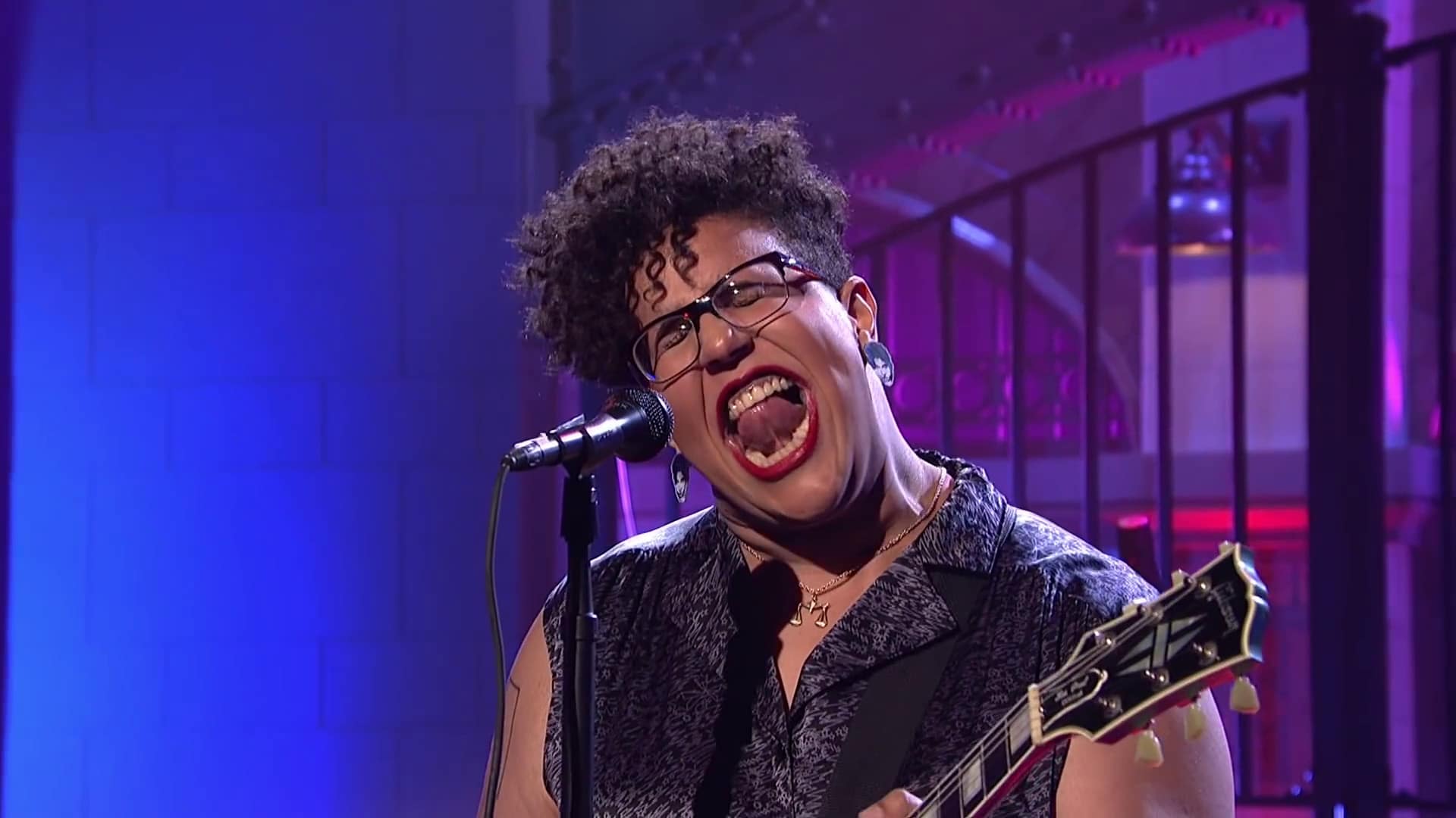 Alabama Shakes - Gimme All Your Love