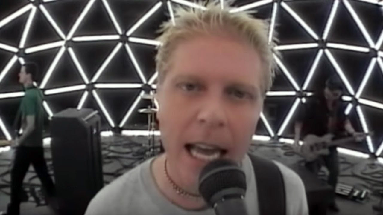 The Offspring - (Can&apos;t Get My) Head Around You
