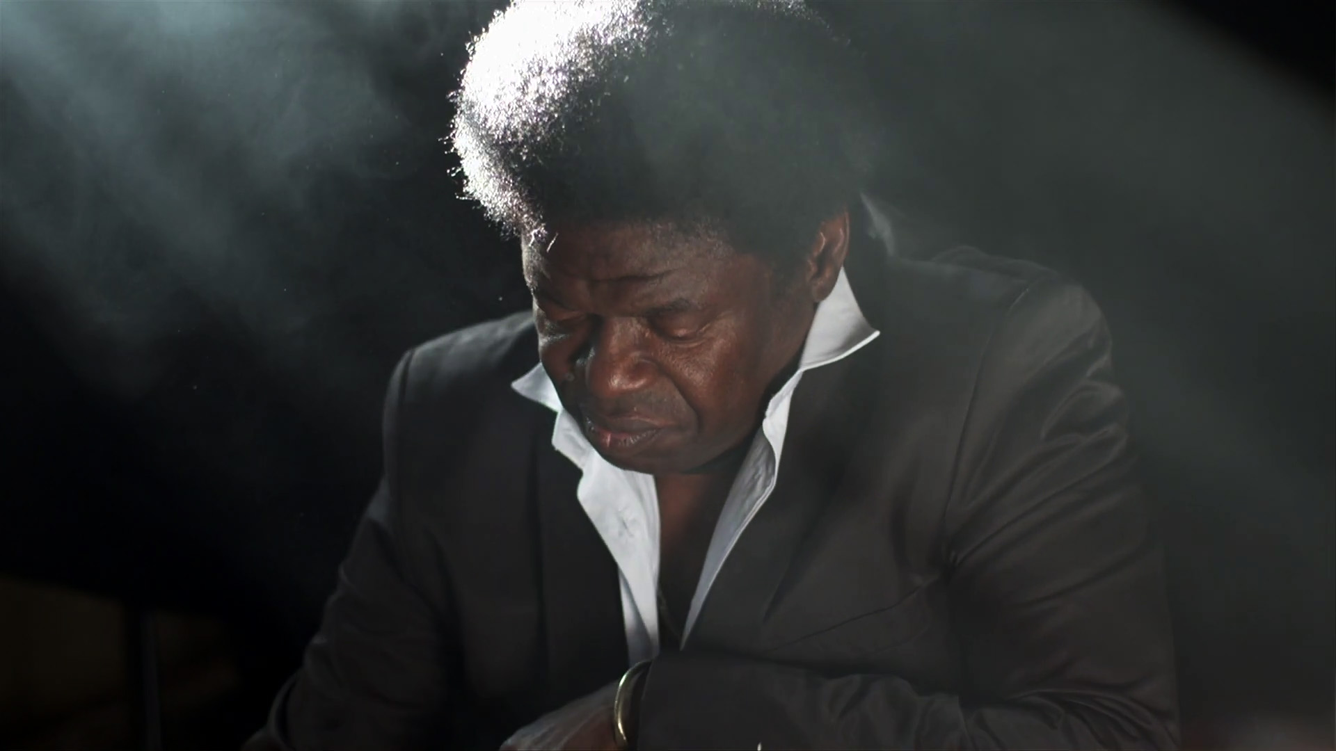 Charles Bradley - Heartaches and Pain