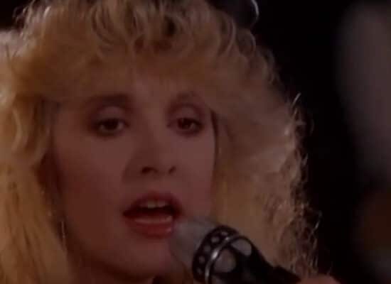 Fleetwood Mac - Gold Dust Woman