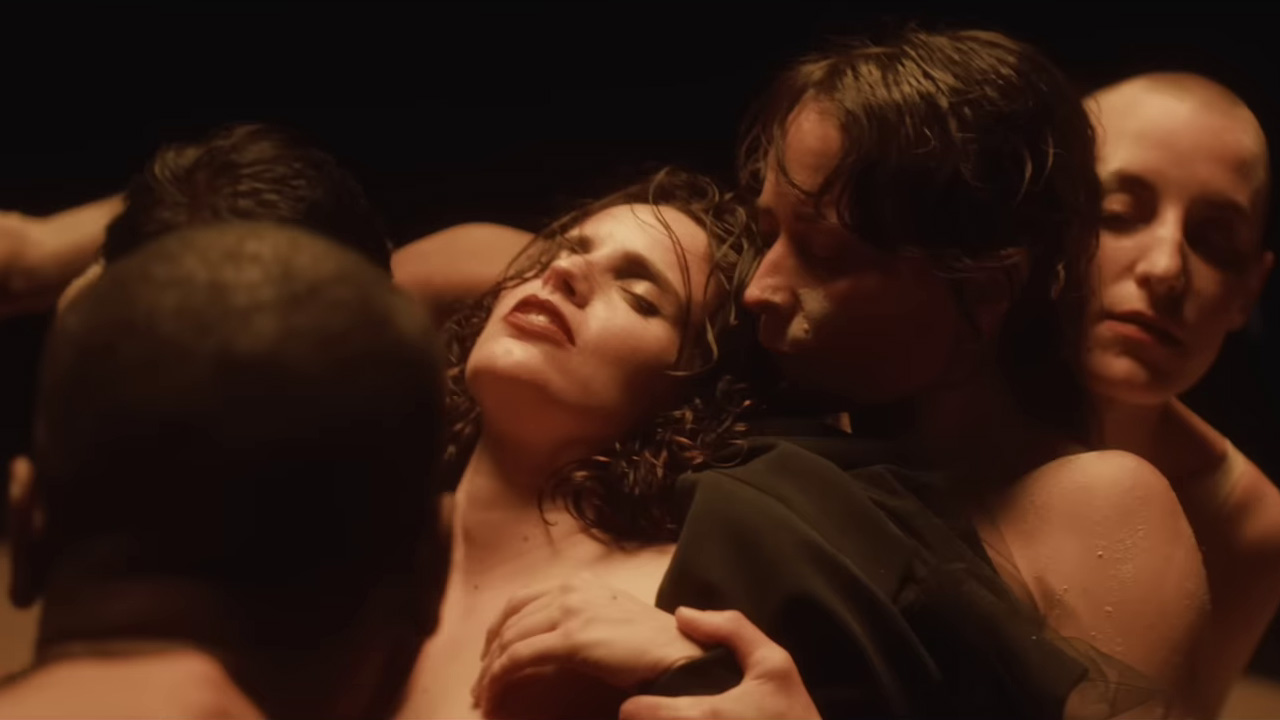 Anna Calvi - Don't Beat The Girl Out Of My Boy Anna Calvi - Don't Beat The Girl Out Of My Boy