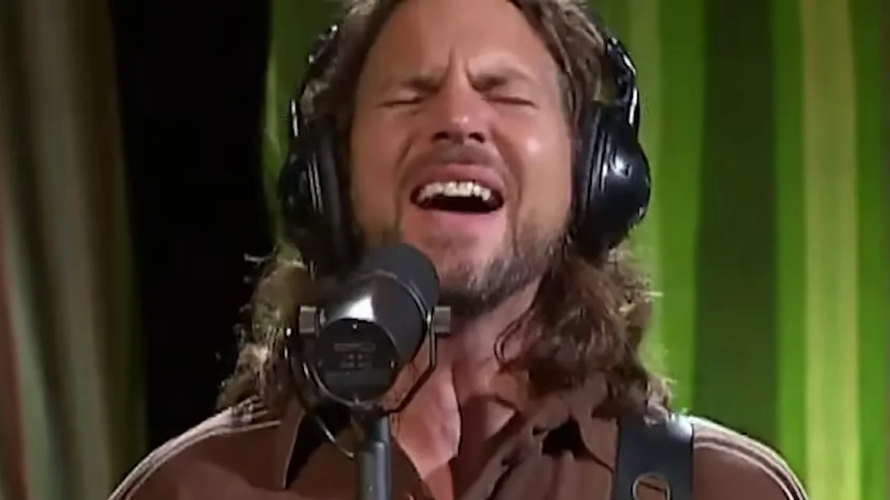 Pearl Jam - Hard To Imagine